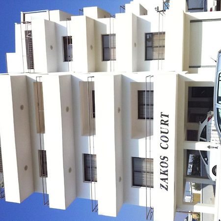 Zakos Court Apartments Larnaca Exterior photo