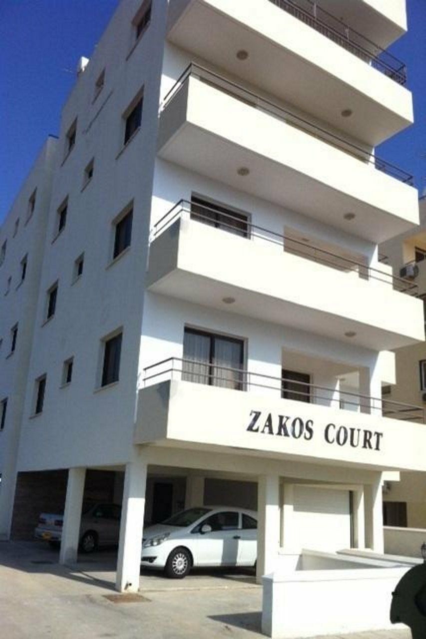 Zakos Court Apartments Larnaca Exterior photo